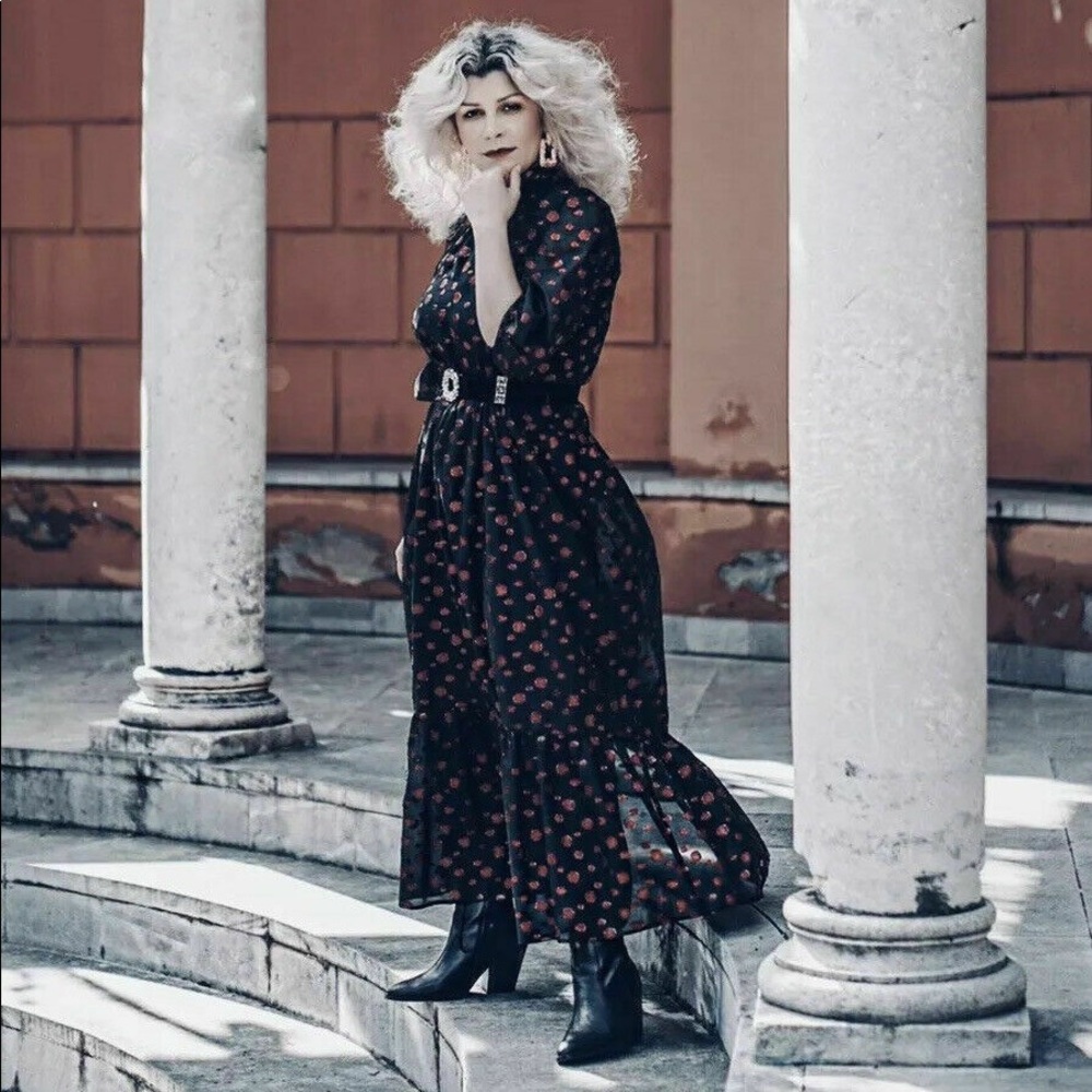 Zara Voluminous MIDI dress